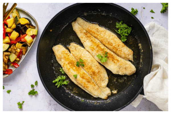 Groenteschotel uit de oven met pangasiusfilet