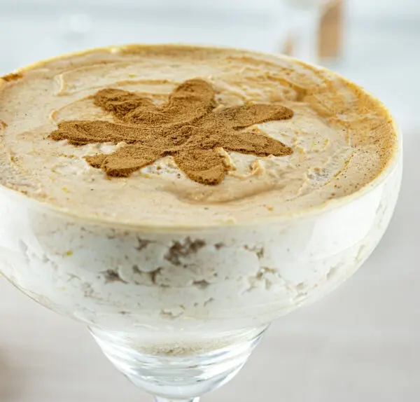 Toetje met kaneelroom mascarpone