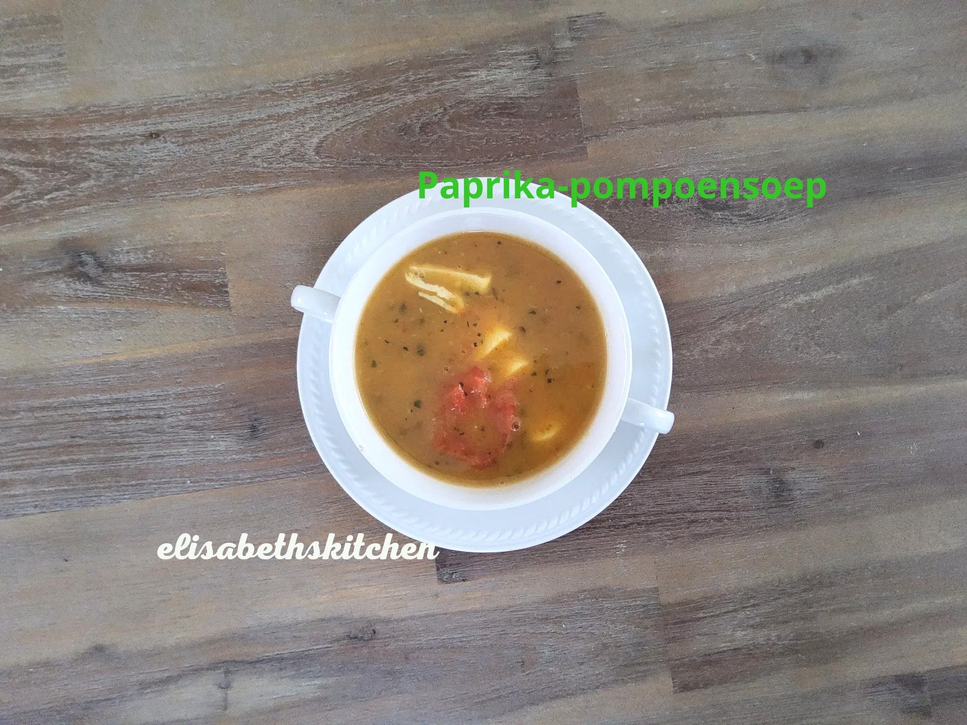 Puntpaprika pompoensoep