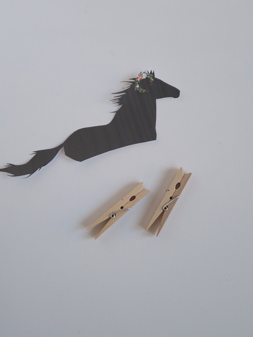 Heel veel plezier met knutselen en een fijne Sinterklaasavond toegewenst.