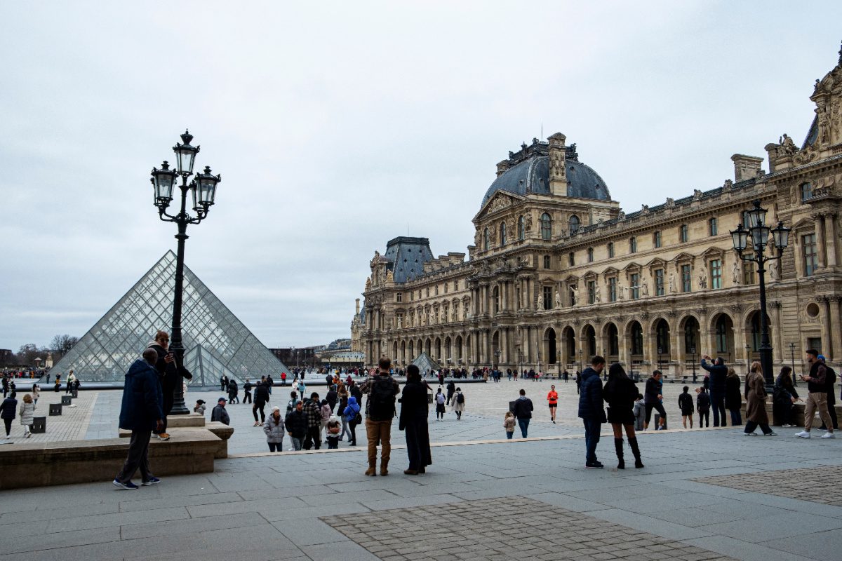 Louvre Museum