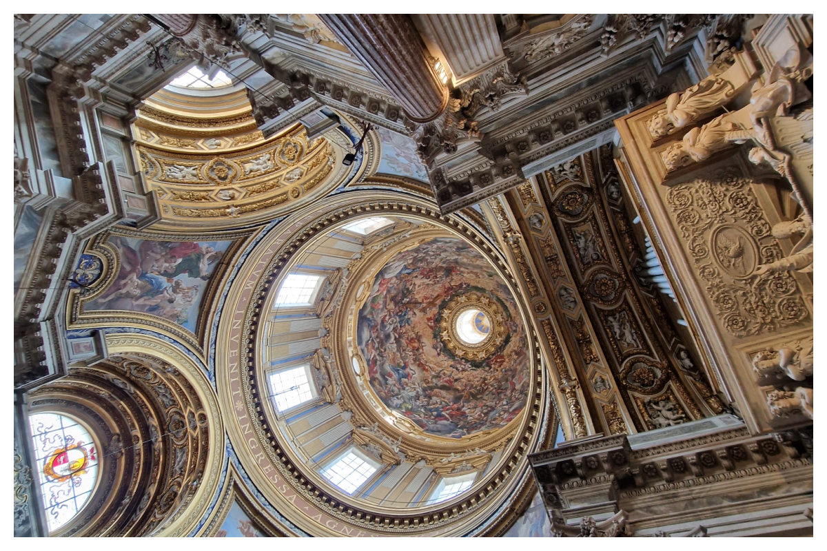 indrukwekkende kerk, Sant’ Agnese in Agone.