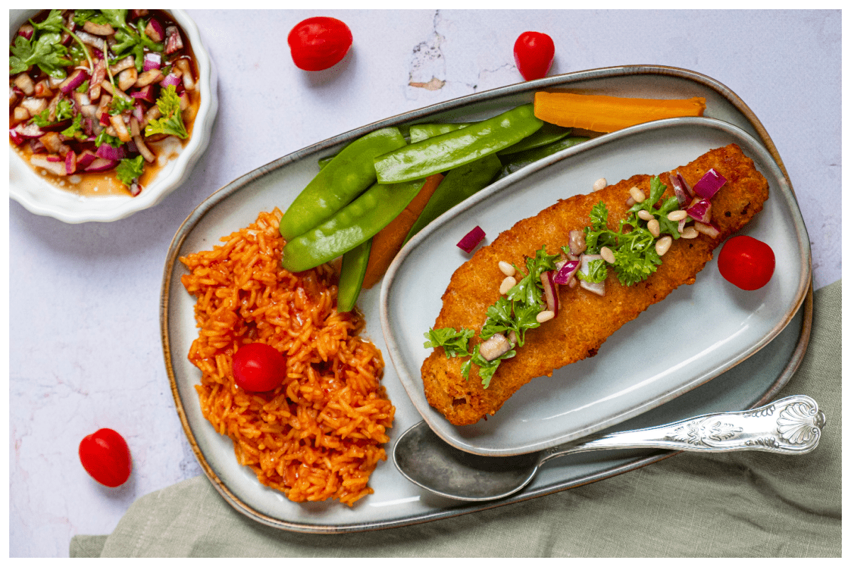 Lekkerbekjes met peultjes en tomatenrijst