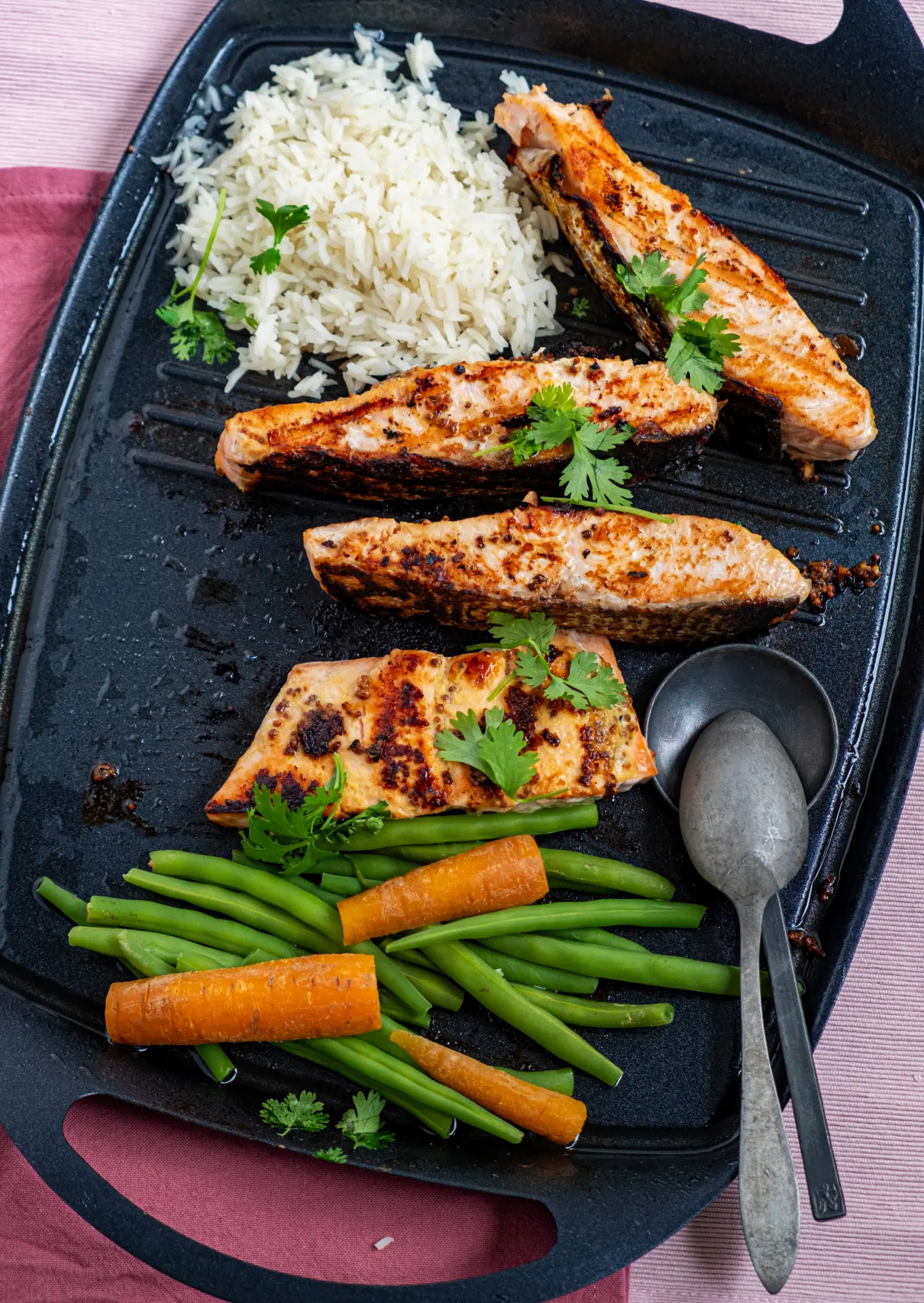 Zalm in marinade van mosterd en rietsuiker