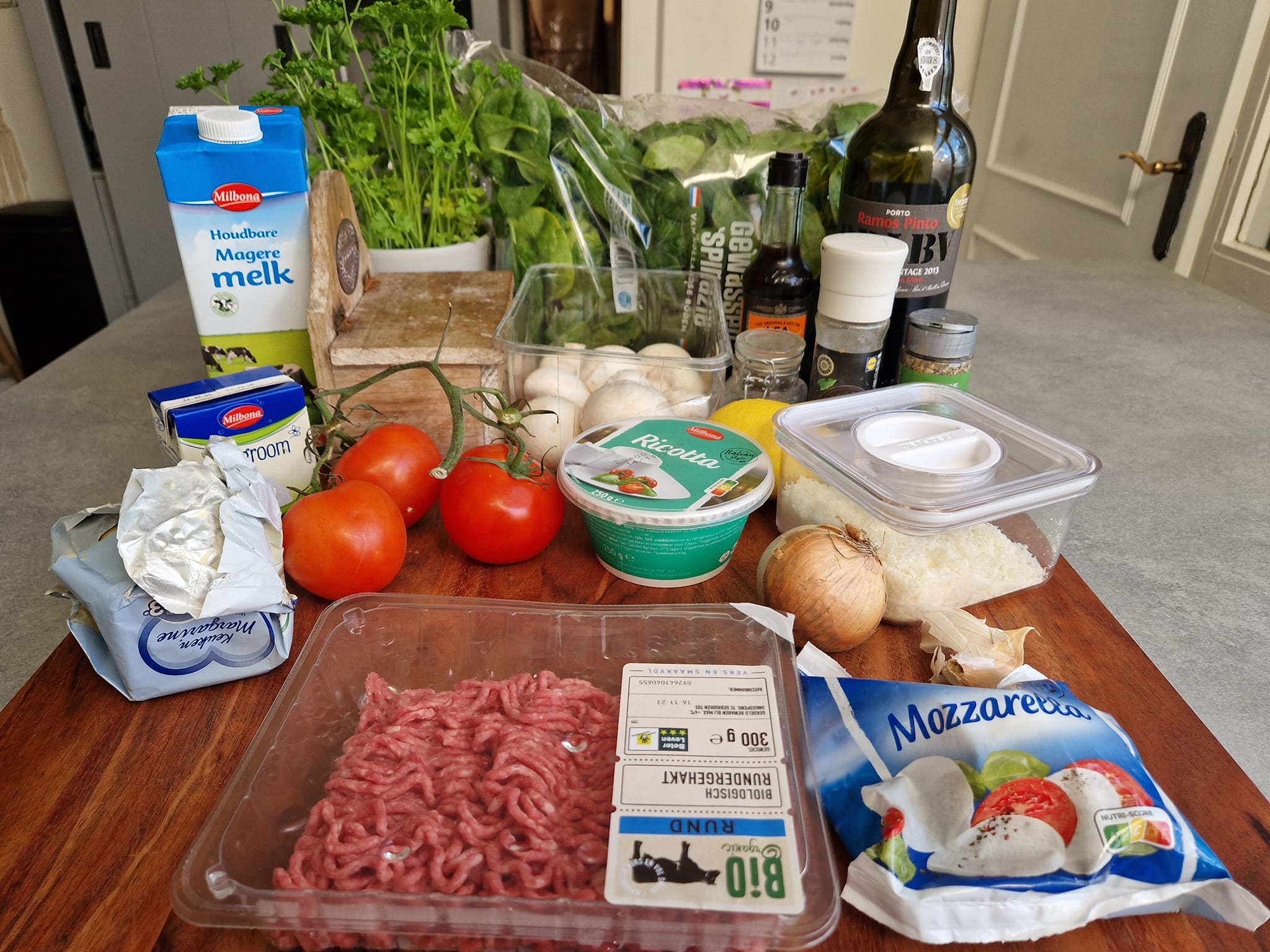 Ingrediënten voor 3 personen Ovenschotel van stroganoff gehakt