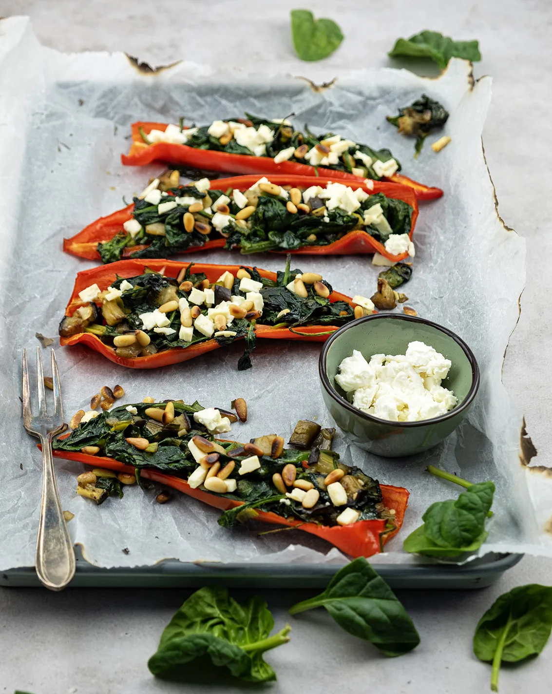Gevulde puntpaprika’s op Griekse wijze
