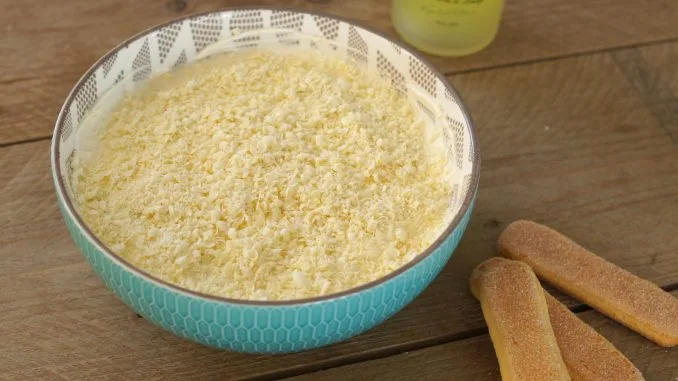 Frisse tiramisu met limoncello en witte chocolade - Worstenbrood & Wijn Frisse tiramisu met limoncello en witte chocolade