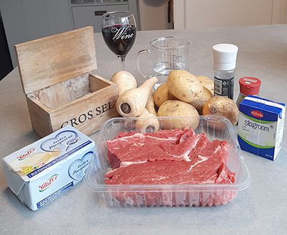 Ingrediënten voor 3 personen: Hutspot van pastinaak met stoofvlees