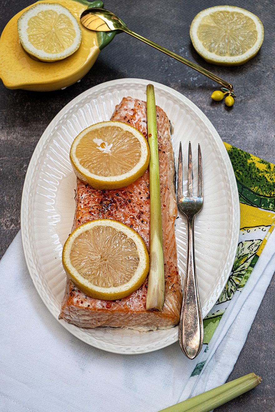 Zalm op cederhout van de kamado