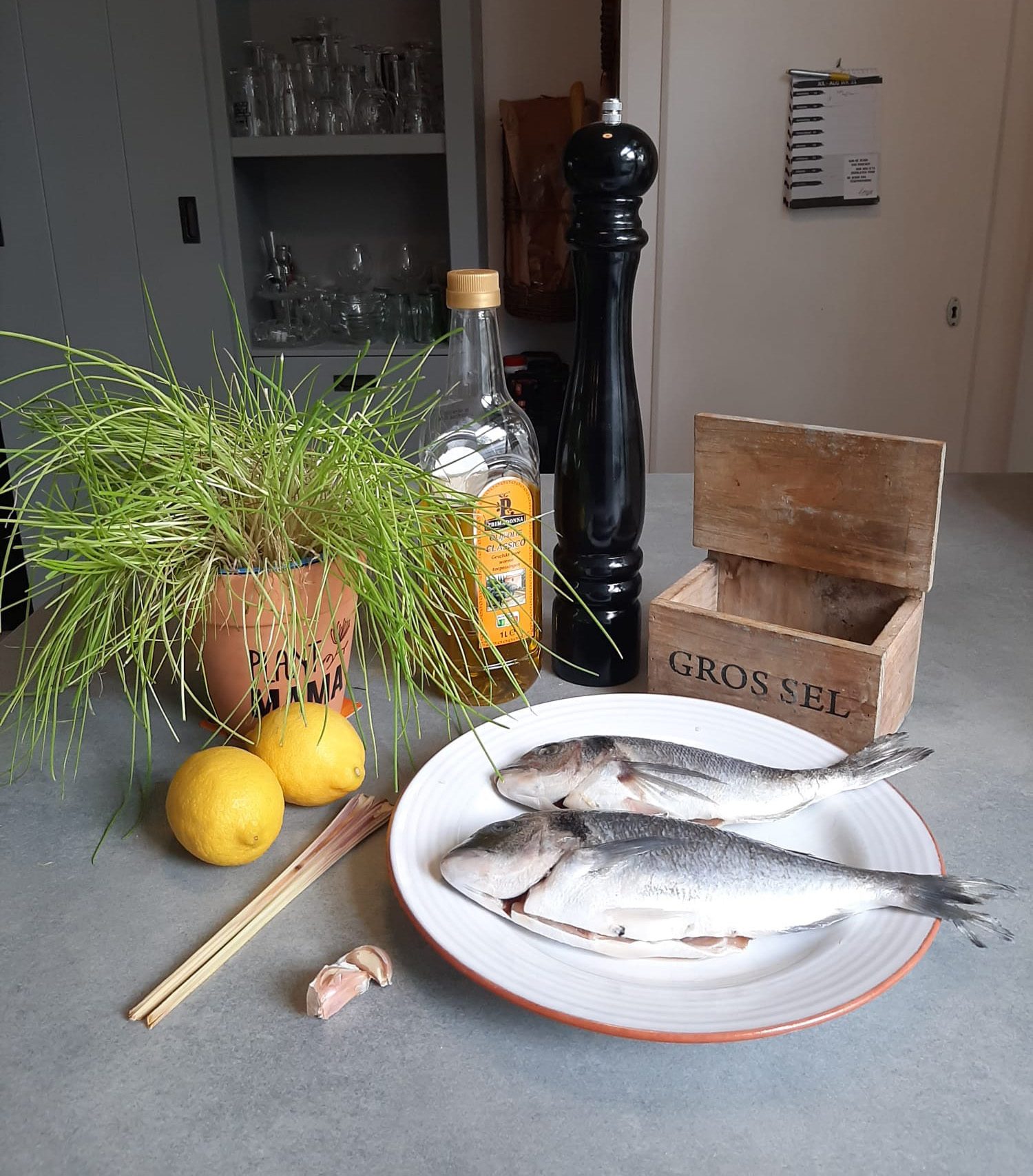 Ingrediënten voor 2 personen: Dorade op cederhout van de Black Bastard