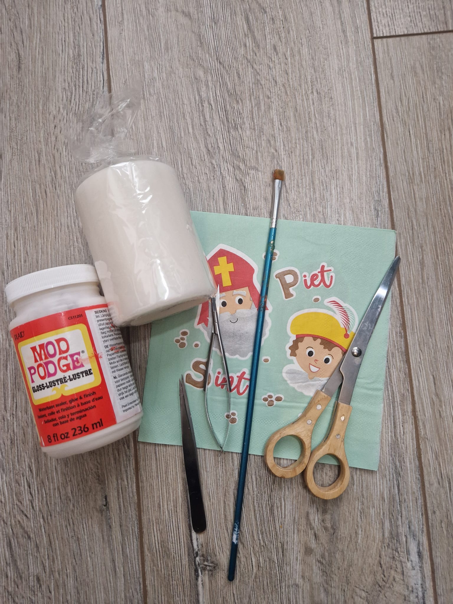 Benodigdheden Kaarsen Versieren voor Sinterklaas, voor de methode met Mod Podje