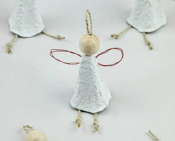 Diy engeltjes van eierdozen