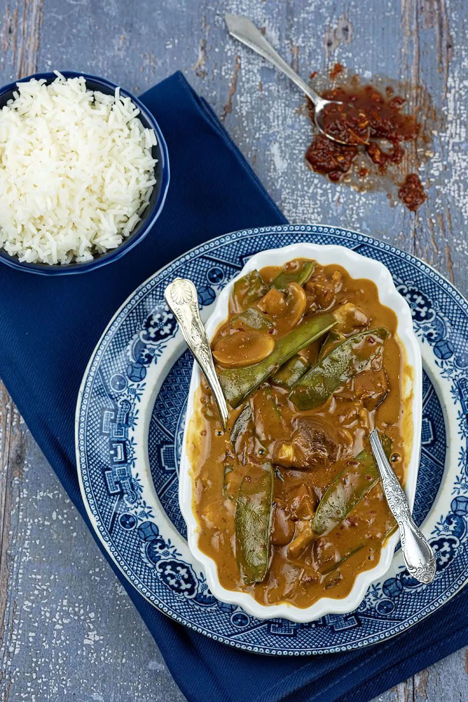 Limburgs duivelsvlees met kippendijen