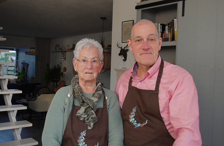 Alie en Camiel samen koken