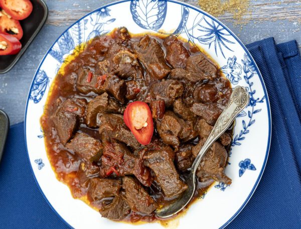 Eenvoudig Surinaams stoofvlees uit de slow cooker
