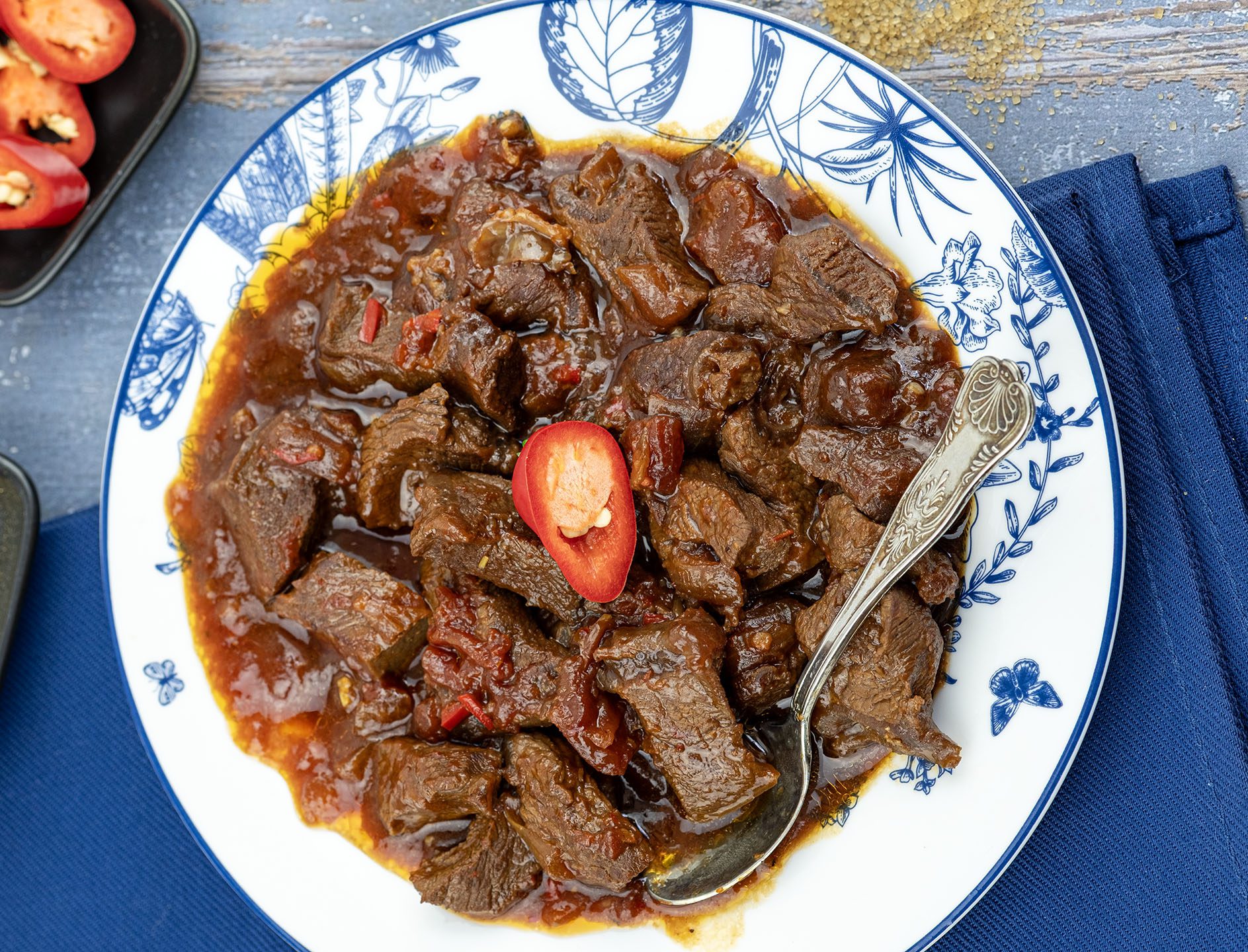 Eenvoudig Surinaams stoofvlees uit de slow cooker