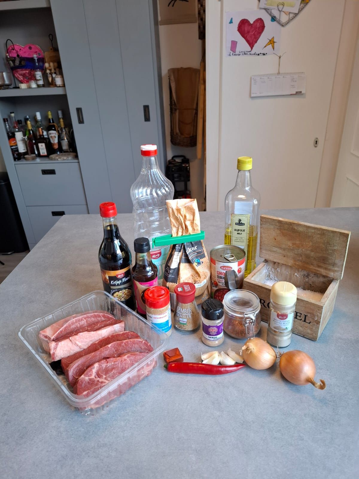 Ingrediënten voor 2 a 3 personen Surinaams stoofvlees