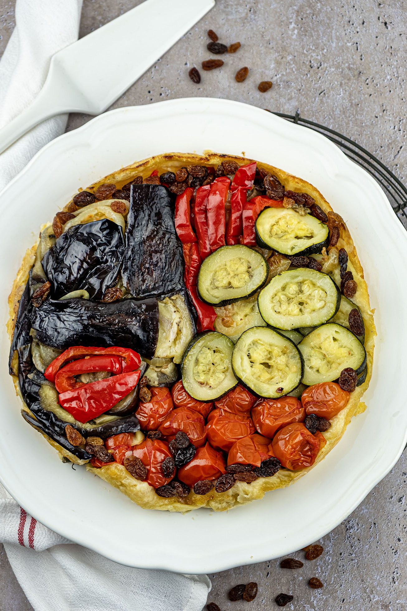 Voorjaars groente tarte tatin