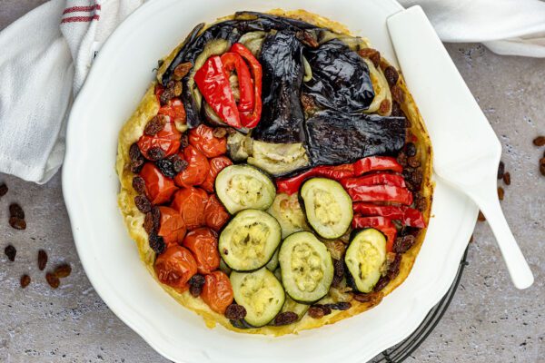 Voorjaars groente tarte tatin