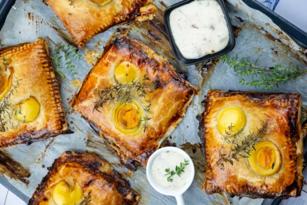 Zalmpakketjes met een Paastwist