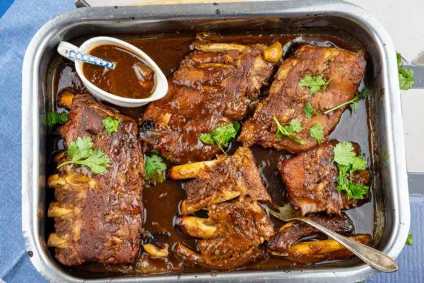 Spareribs smaken overheerlijk uit de slowcooker
