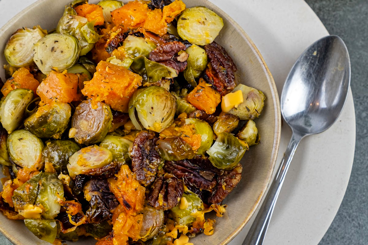 Spruitjes met pompoen en pecannoten