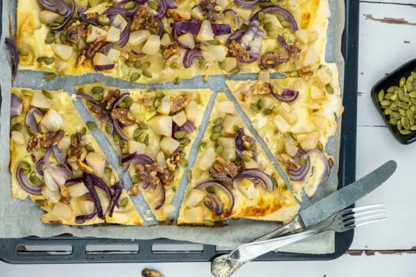 Flammkuchen met peer