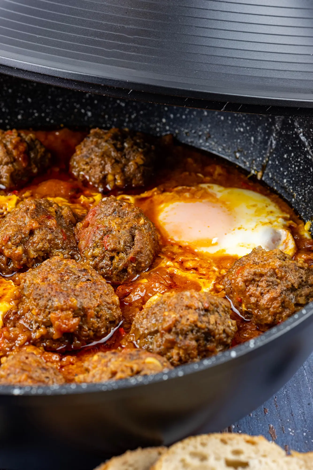 Gehaktballetjes in tomatensaus
