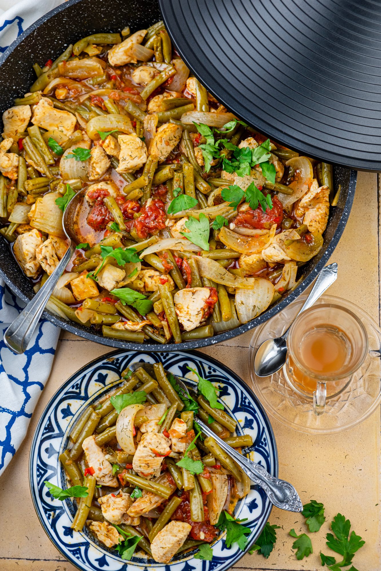 Tajine met Malse Kipfilet en Frisse Groenten
