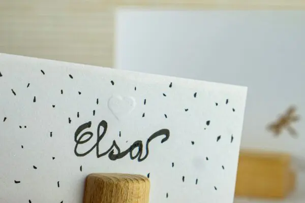 DIY chic naamkaartjes voor op tafel