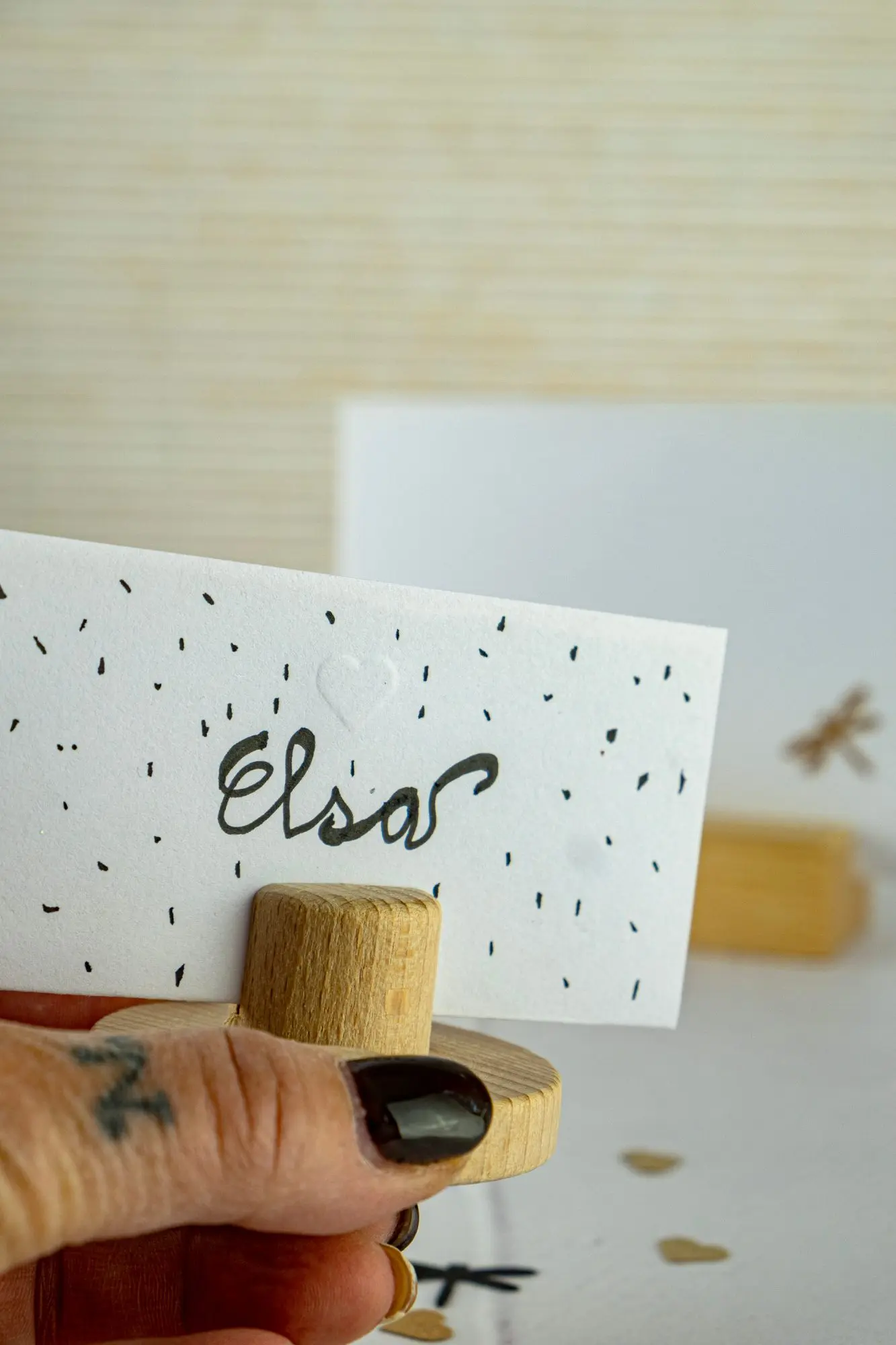 DIY chic naamkaartjes voor op tafel